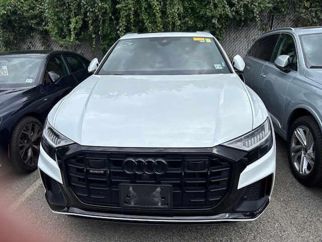 Photo of 2023 Audi Q8 