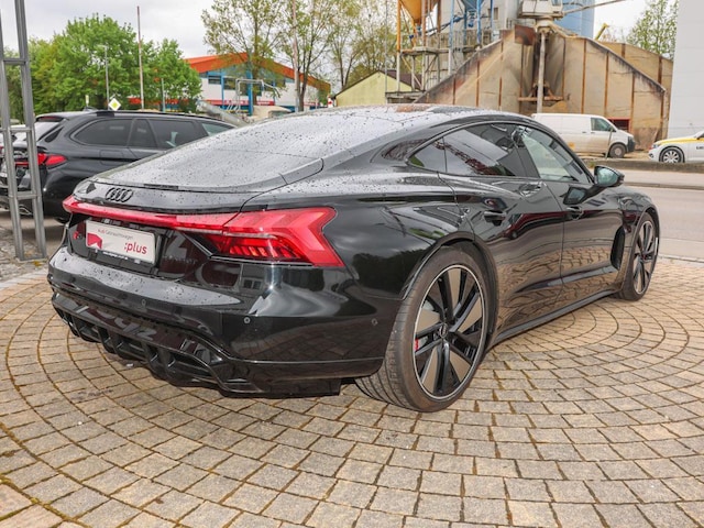 Audi e-tron GT RS