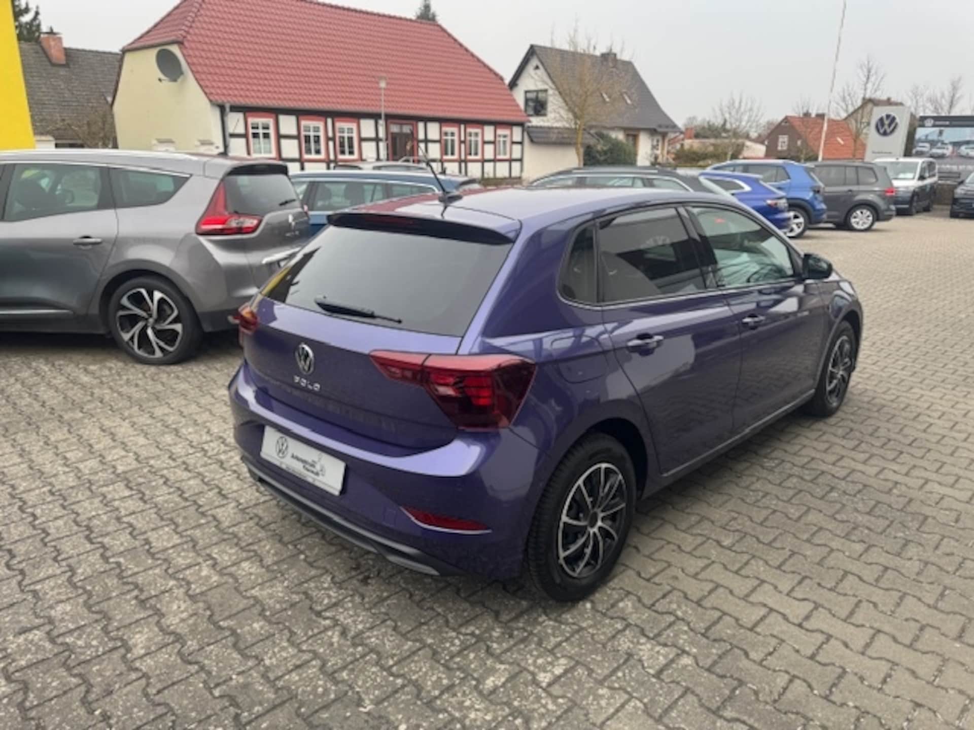 Volkswagen Polo Active