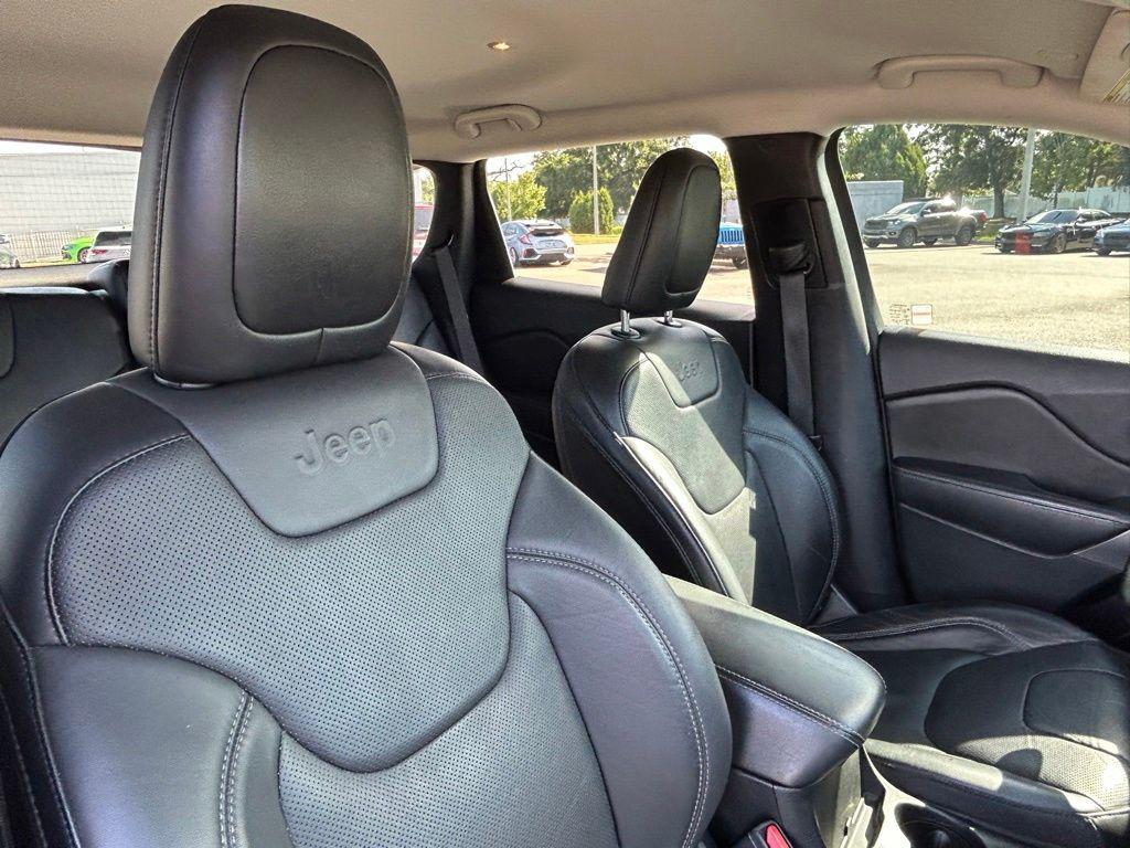 2021 Jeep Cherokee Latitude Lux - Photo 41