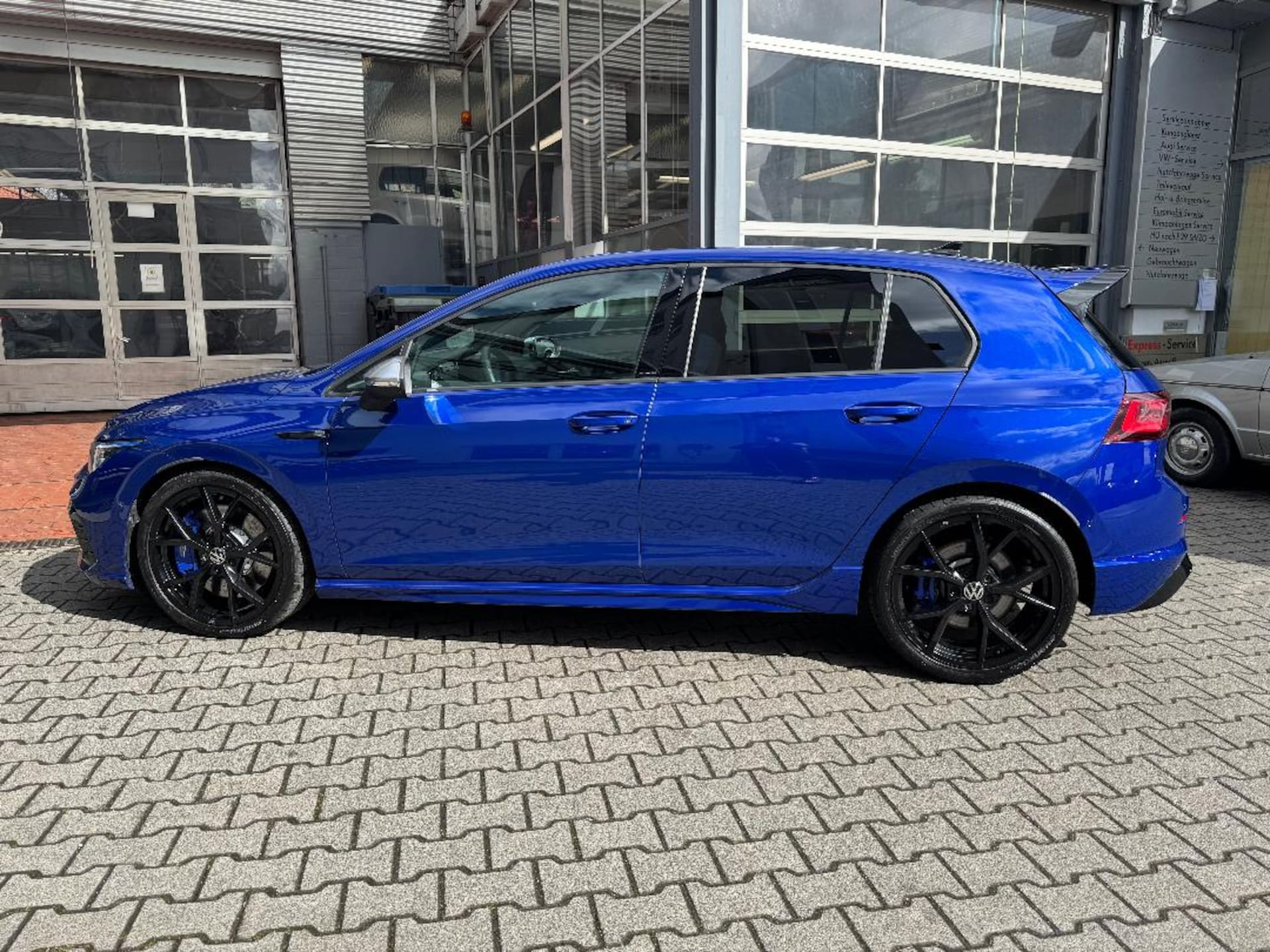 Volkswagen Golf R