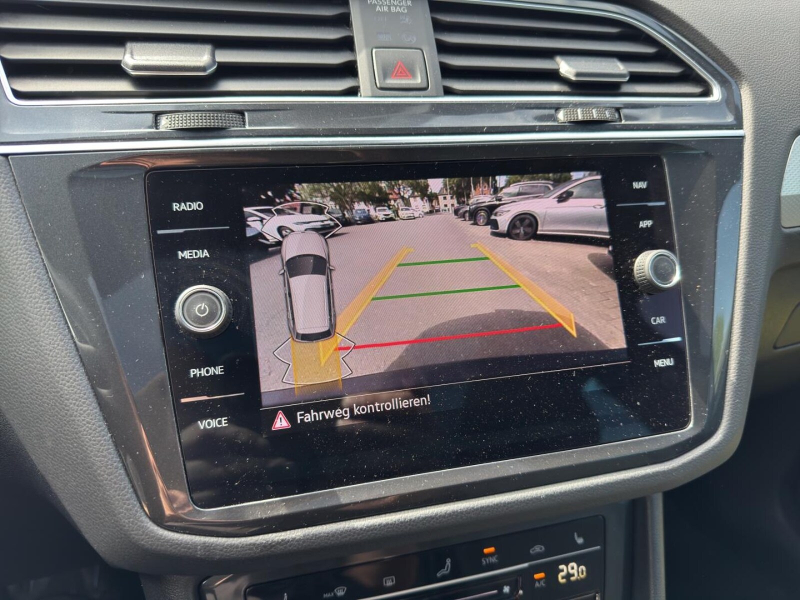 Volkswagen Tiguan – Bild 18