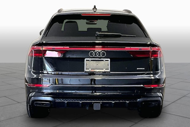 2026 Audi Q8