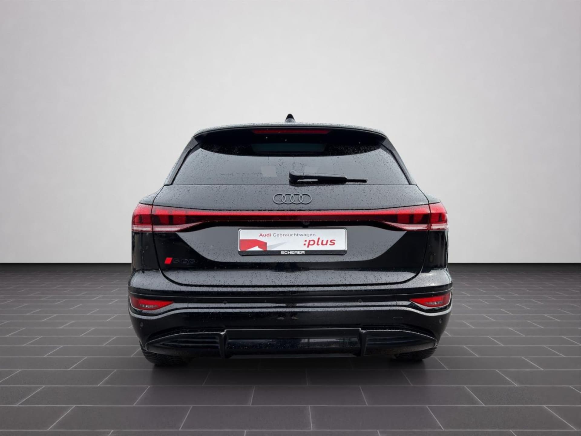 Audi SQ6 SUV e-tron