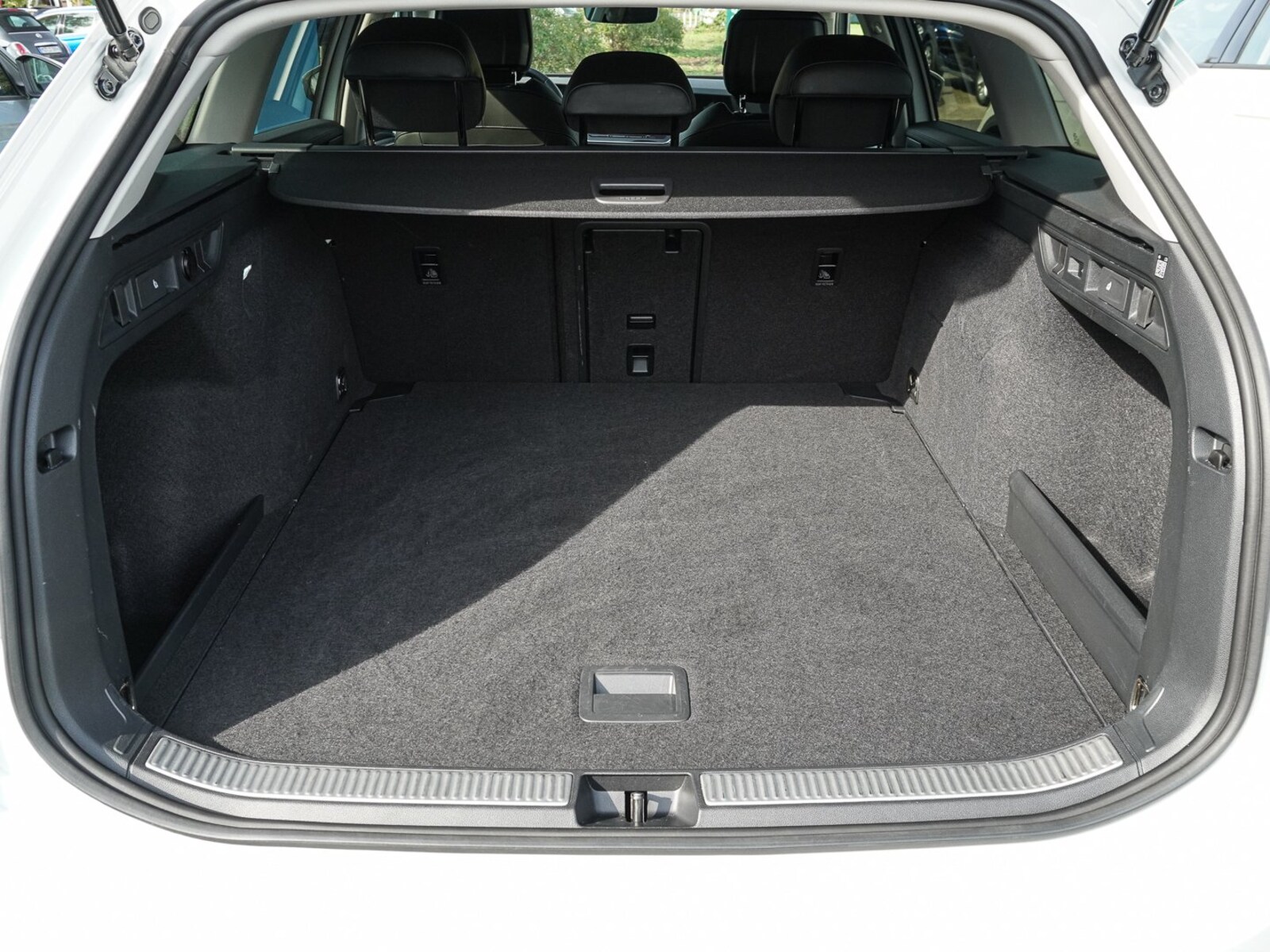Volkswagen Passat – Bild 18