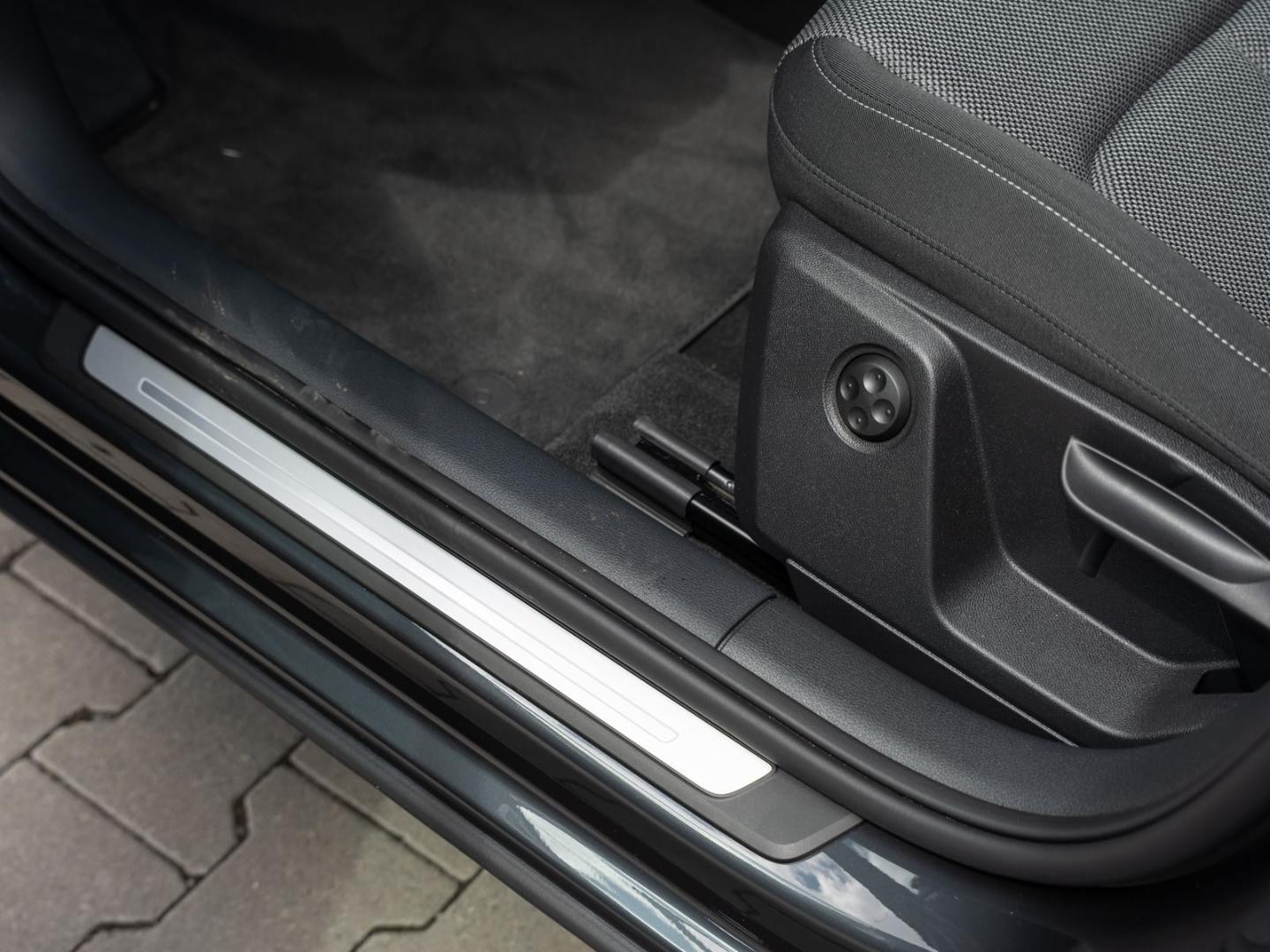 Bild über Audi Q2 advanced 35 TFSI S tronic - für weitere Informationen kontaktieren Sie den Audi Partner