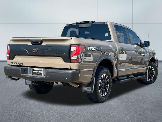 2021 Nissan Titan
