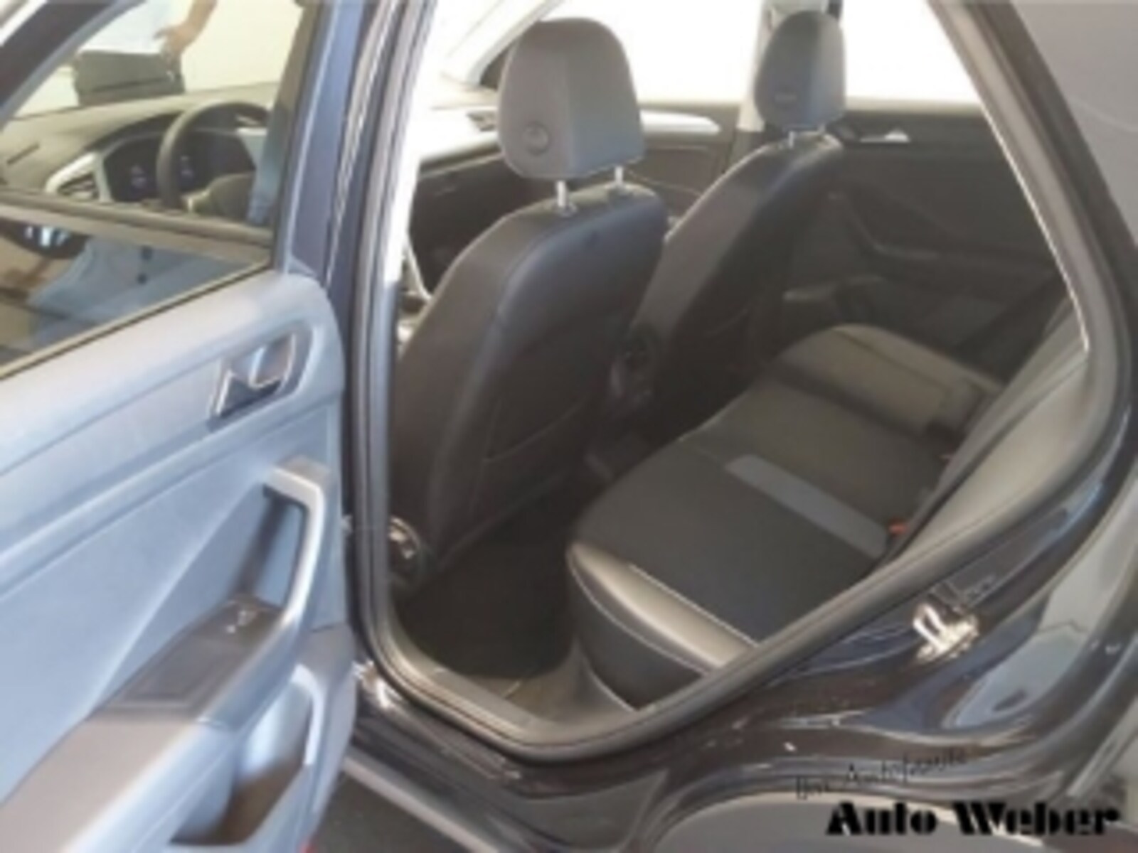 Volkswagen T-Roc – Bild 7