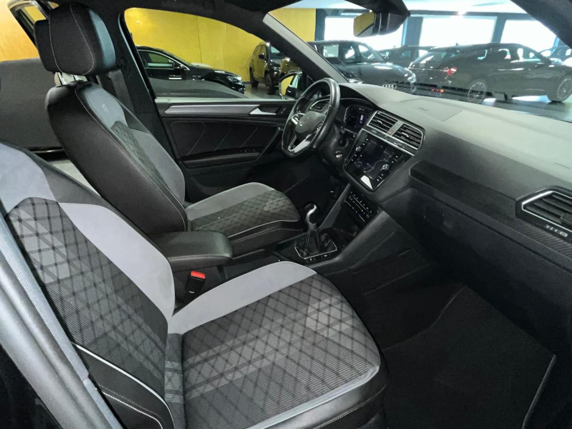 Volkswagen Tiguan R-Line