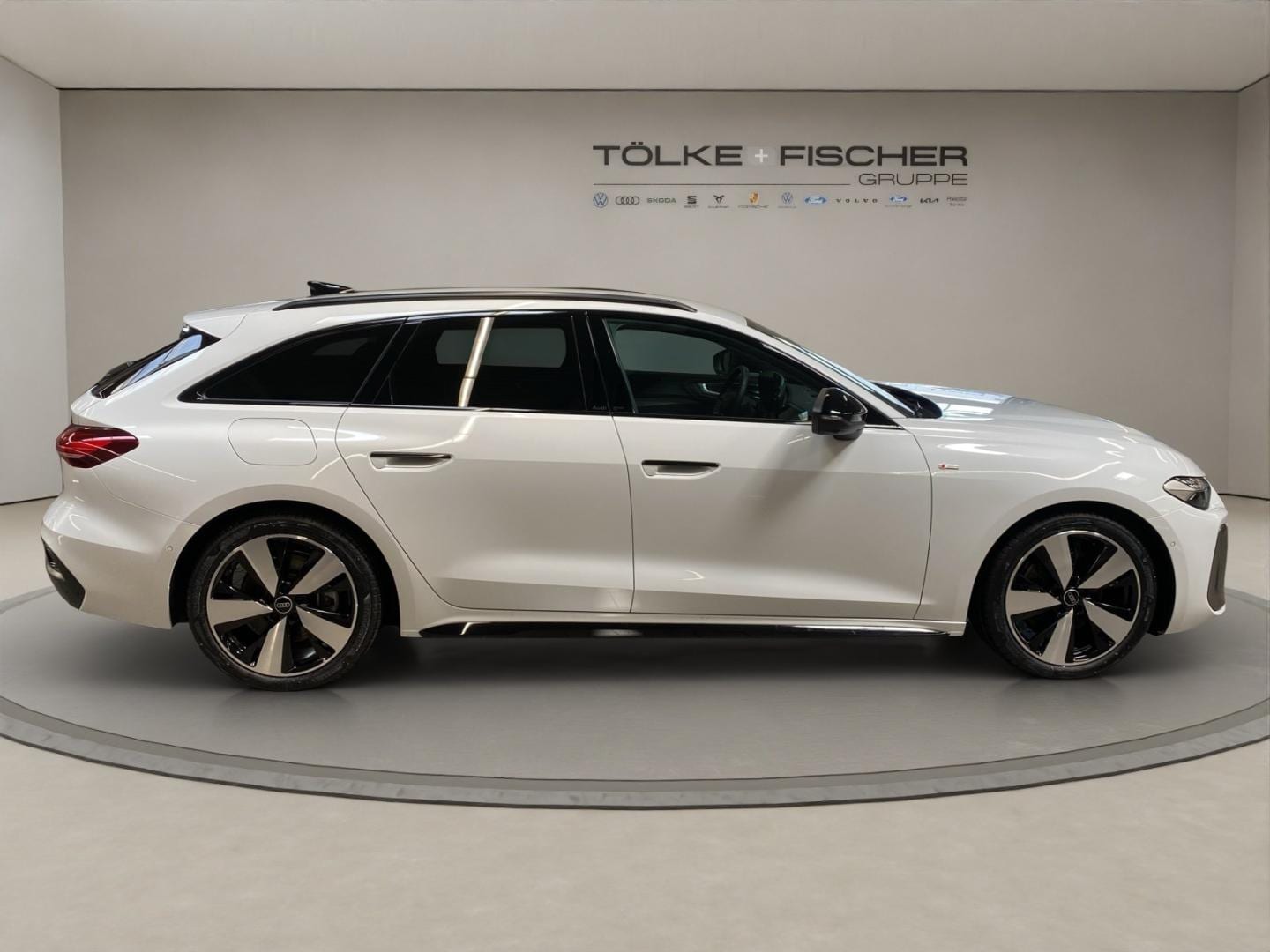 Bild über Audi A5 Avant TDI 150 kW S tronic - für weitere Informationen kontaktieren Sie den Audi Partner