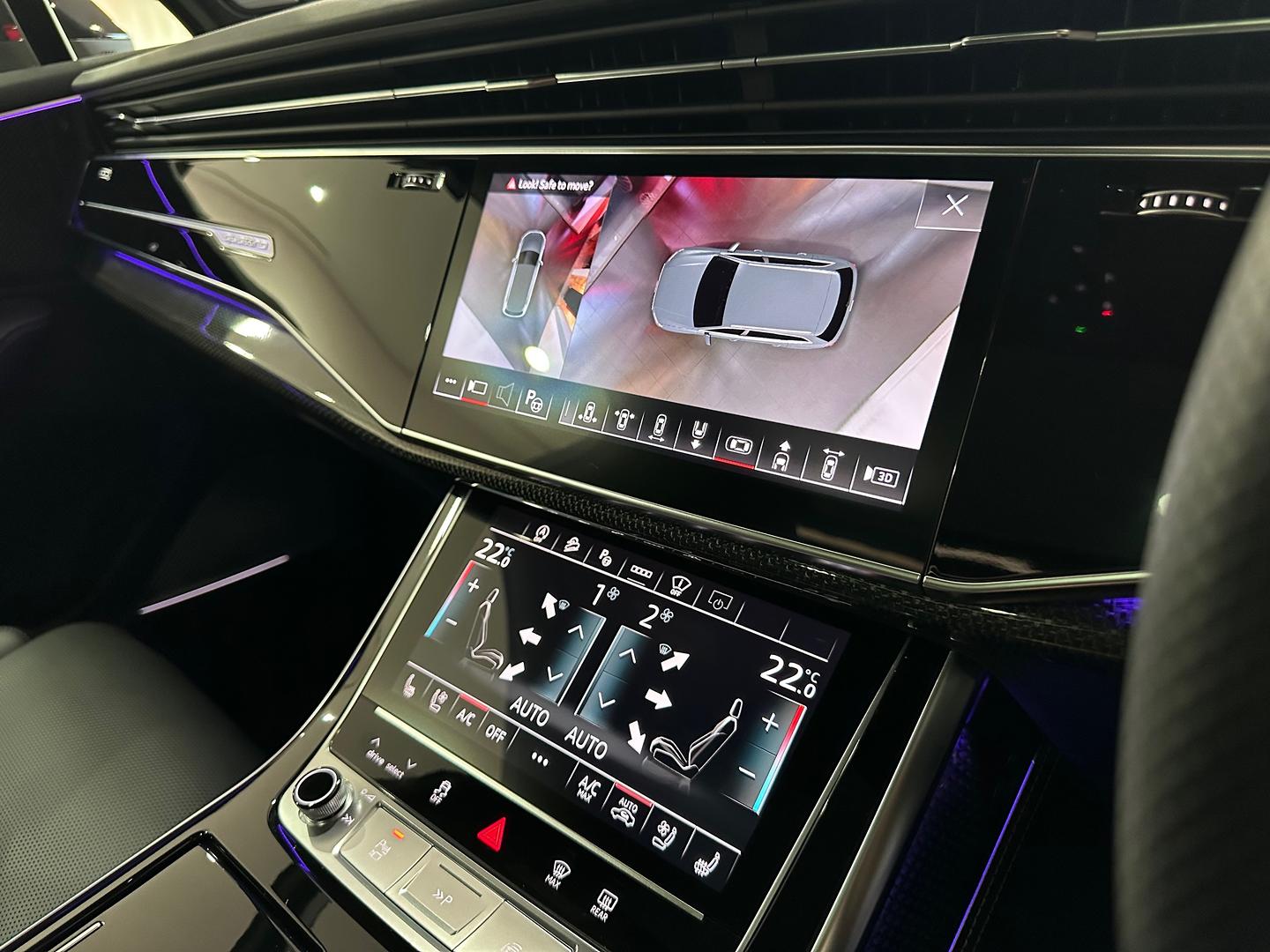 Image about Audi SQ7 SQ7 TFSI 373 kW tiptronic