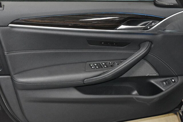 2023 BMW