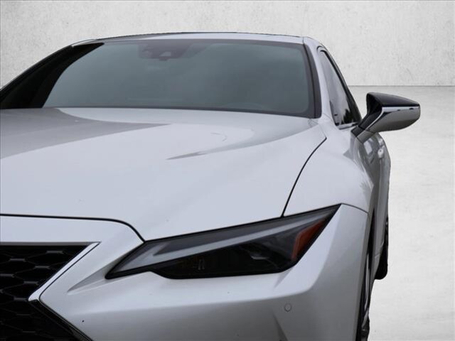 2023 Lexus IS 300