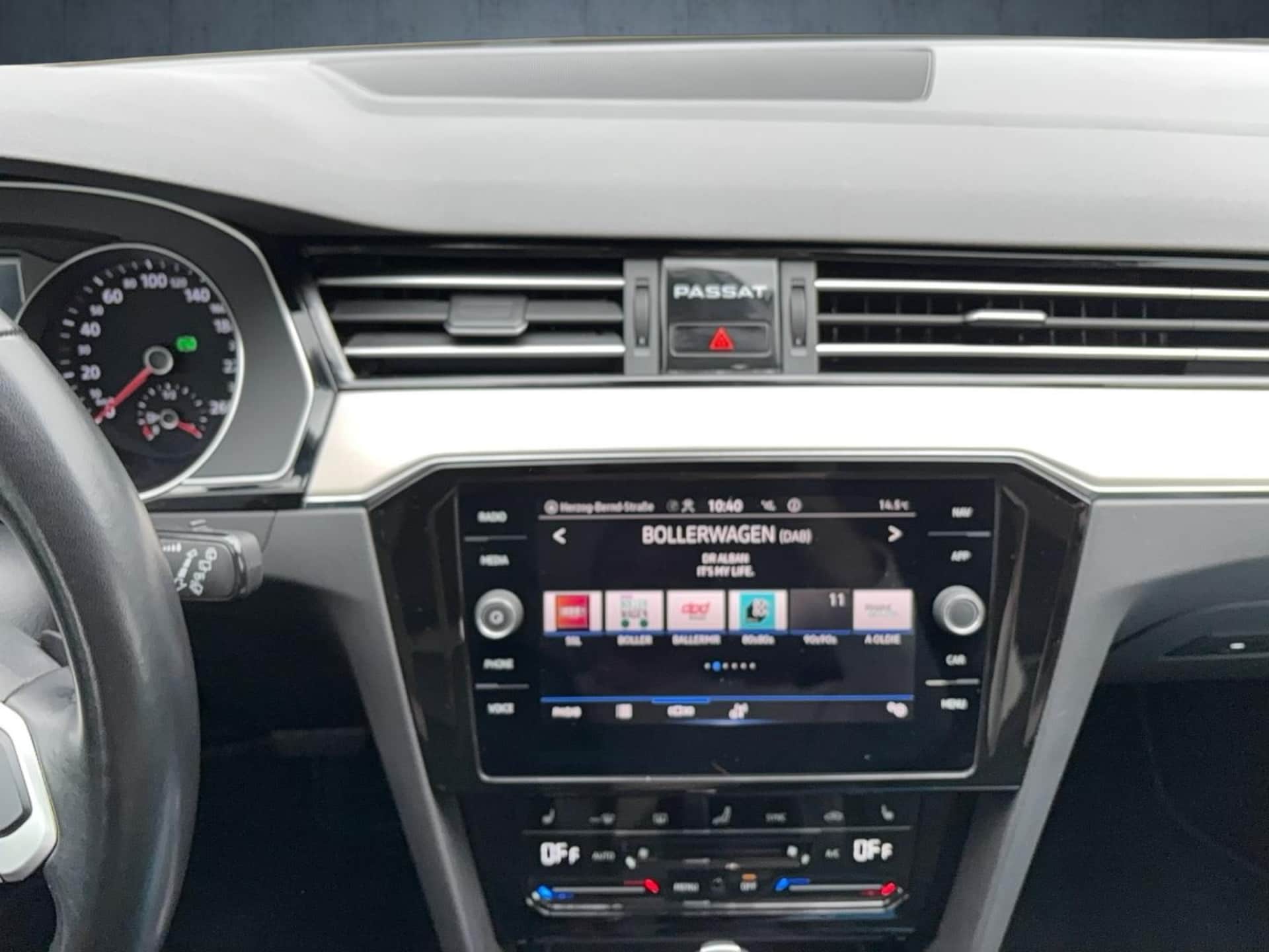 Volkswagen Passat Variant Elegance