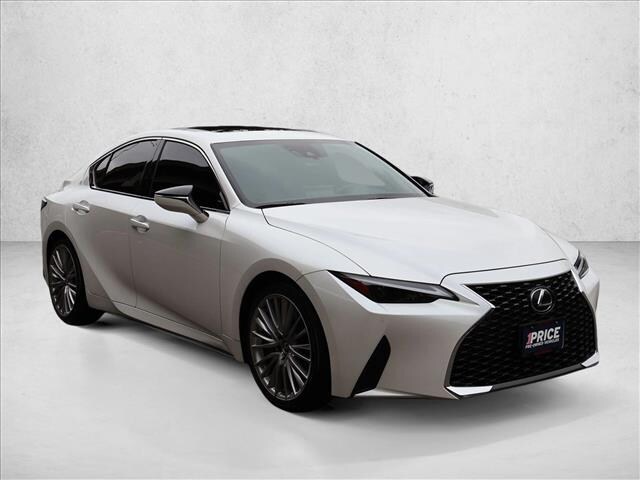 2023 Lexus IS 300