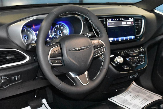2025 Chrysler Voyager