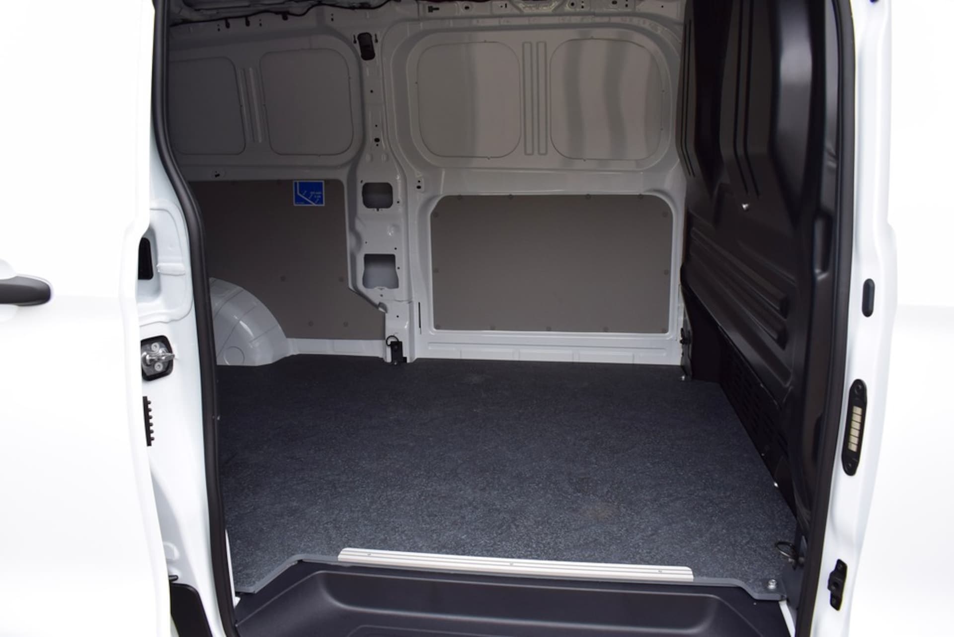 Volkswagen Transporter Kasten langer Radstand
