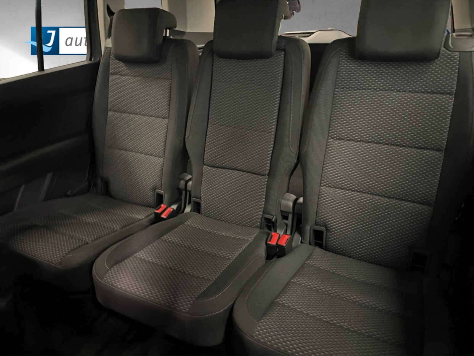 Volkswagen Touran – Bild 7