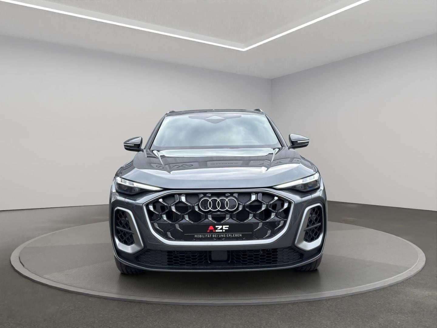 Bild über Audi Q5 SUV TDI quattro 150 kW S tronic - für weitere Informationen kontaktieren Sie den Audi Partner