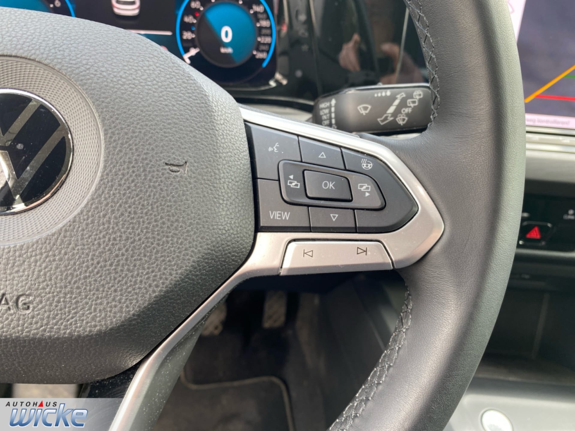 Volkswagen Golf Style