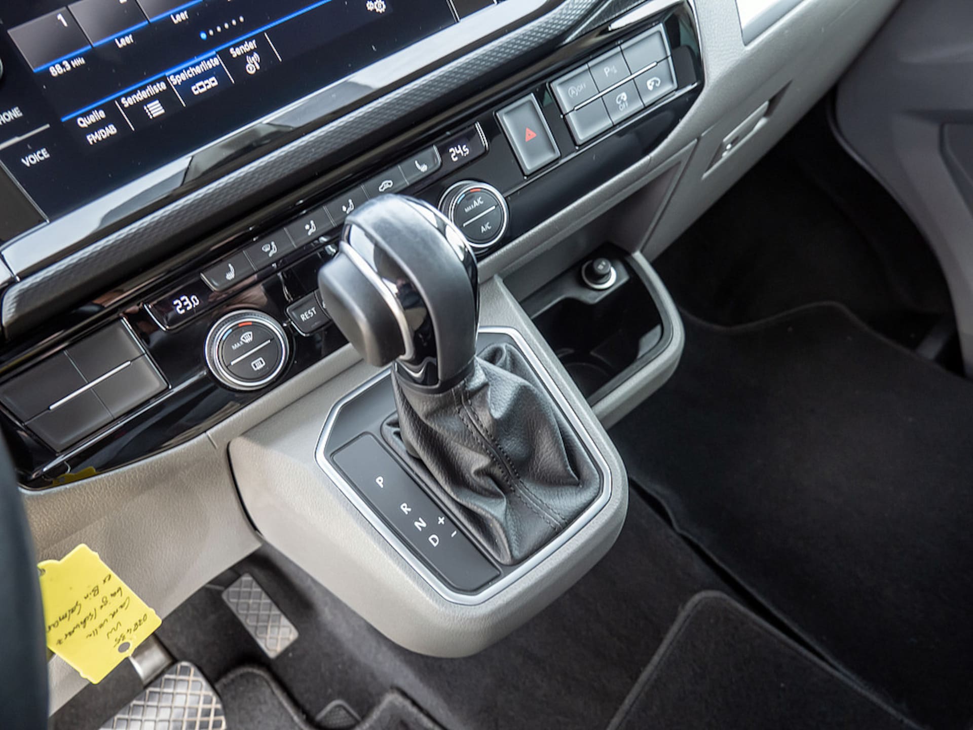 Volkswagen T6.1 Caravelle langer Radstand Highline