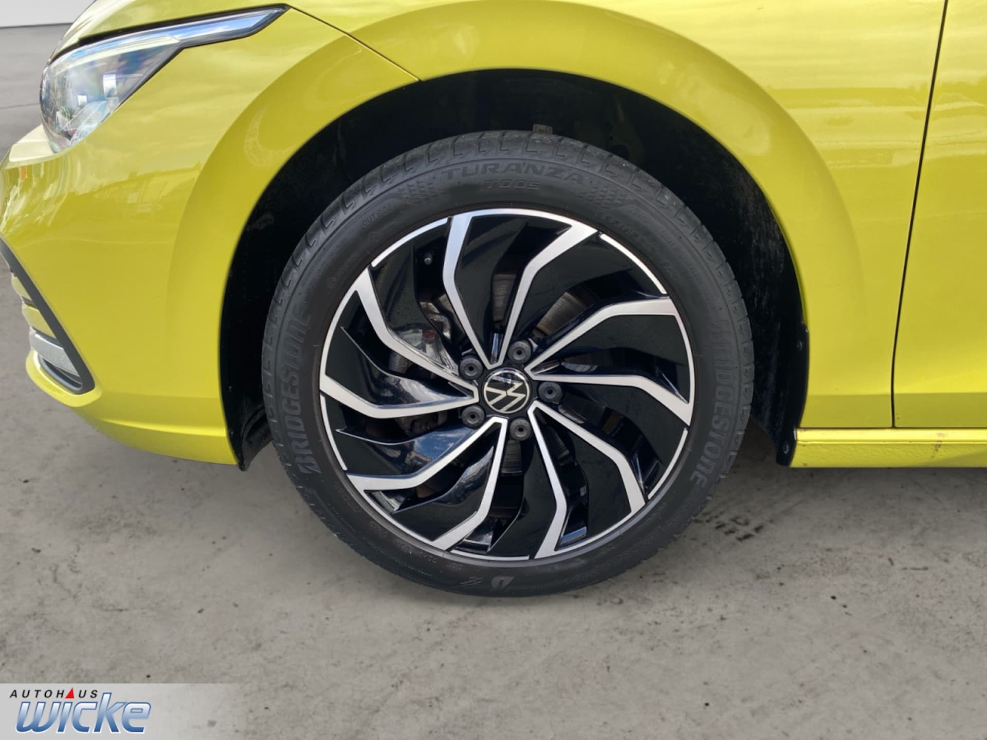Volkswagen Golf Style