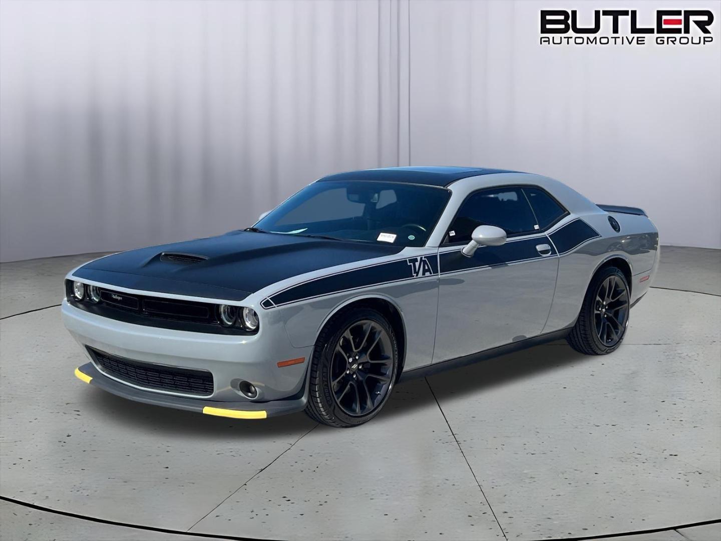 2021 Dodge Challenger R/T's photo