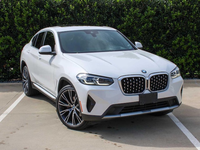 2022 BMW X4