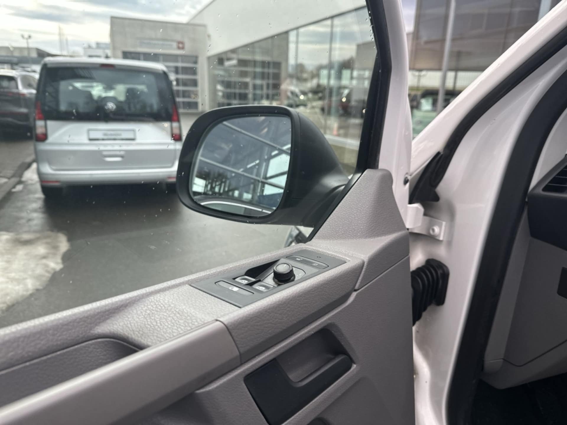 Volkswagen T6.1 Transporter Kasten kurzer Radstand