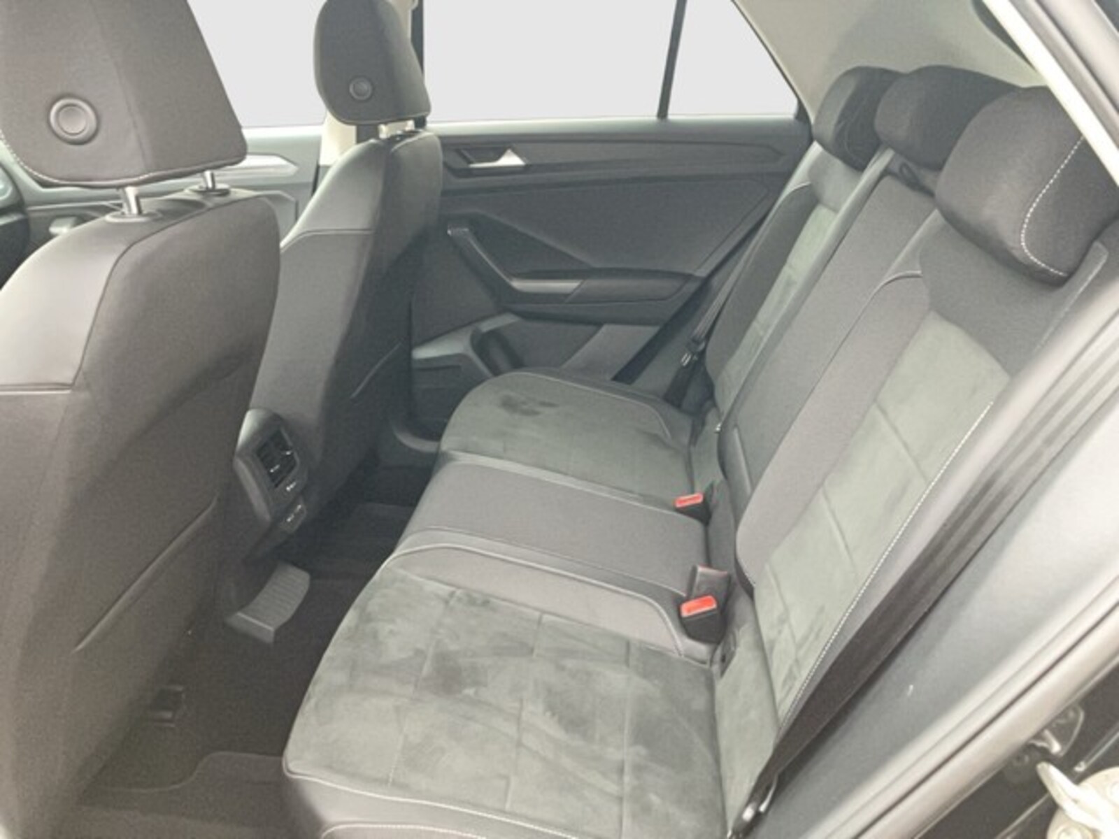 Volkswagen T-Roc – Bild 11