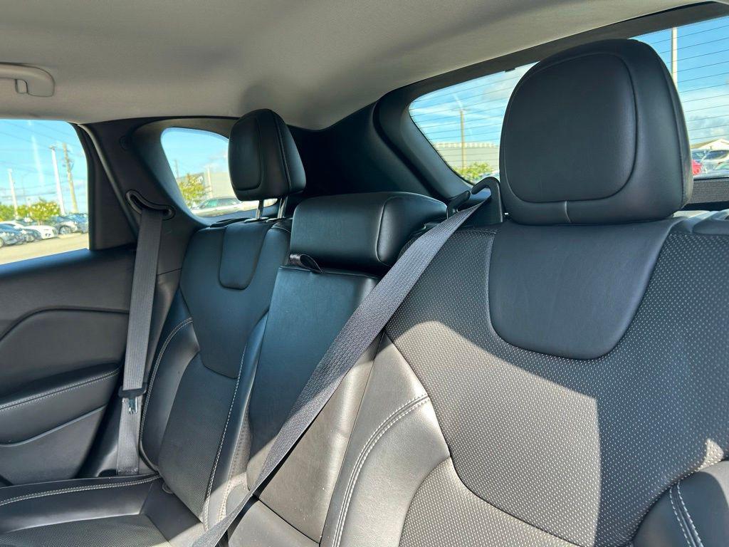 2021 Jeep Cherokee Latitude Lux - Photo 53