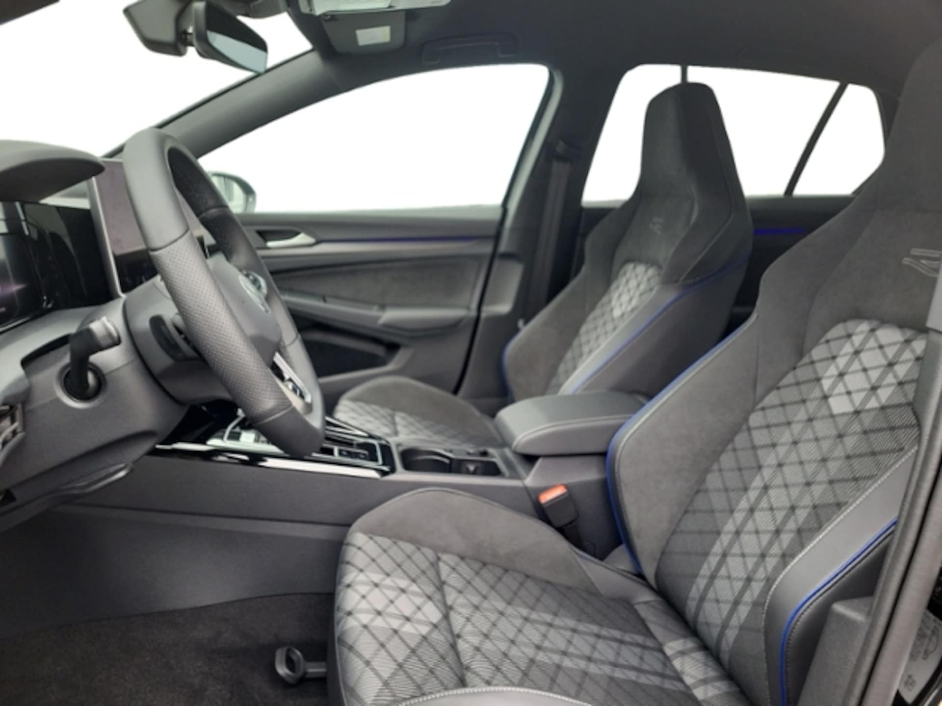 Volkswagen Golf R-Line
