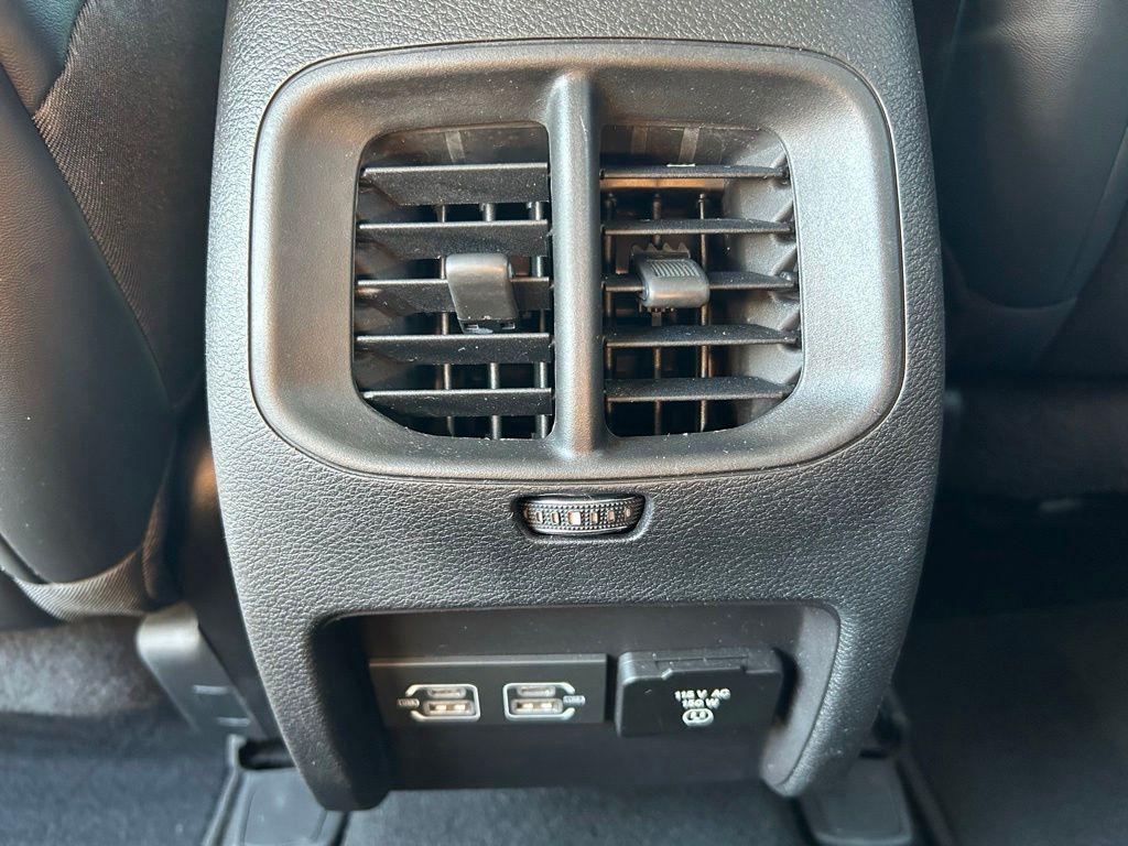2021 Jeep Cherokee Latitude Lux - Photo 54