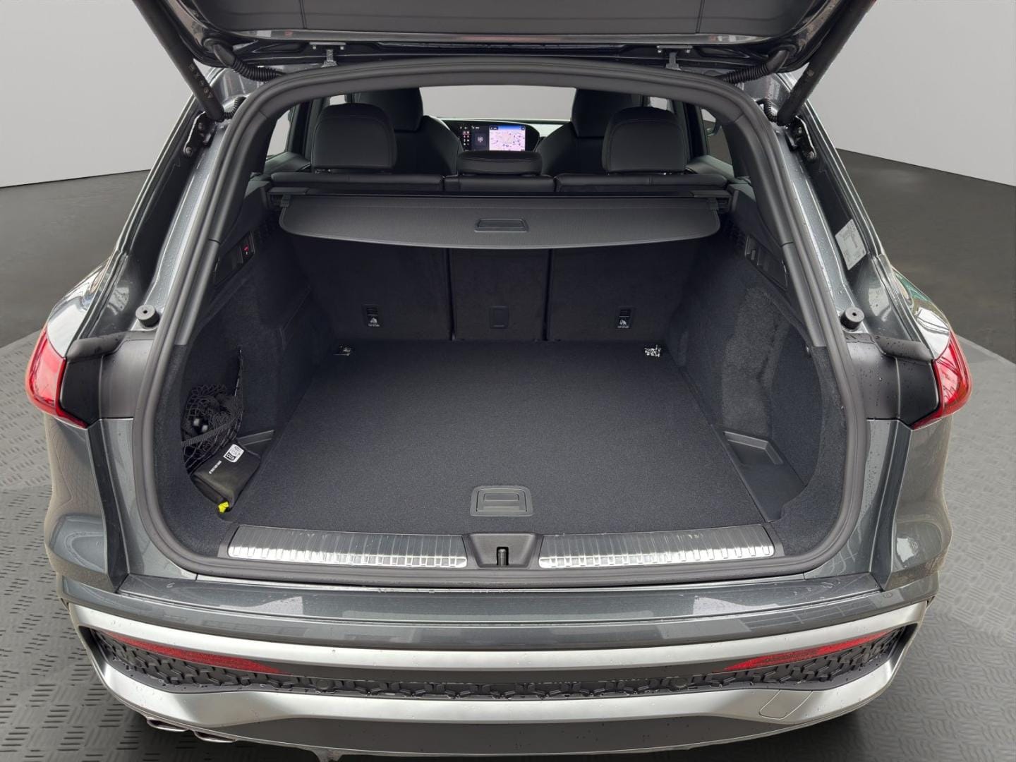 Bild über Audi Q5 SUV TDI quattro 150 kW S tronic - für weitere Informationen kontaktieren Sie den Audi Partner