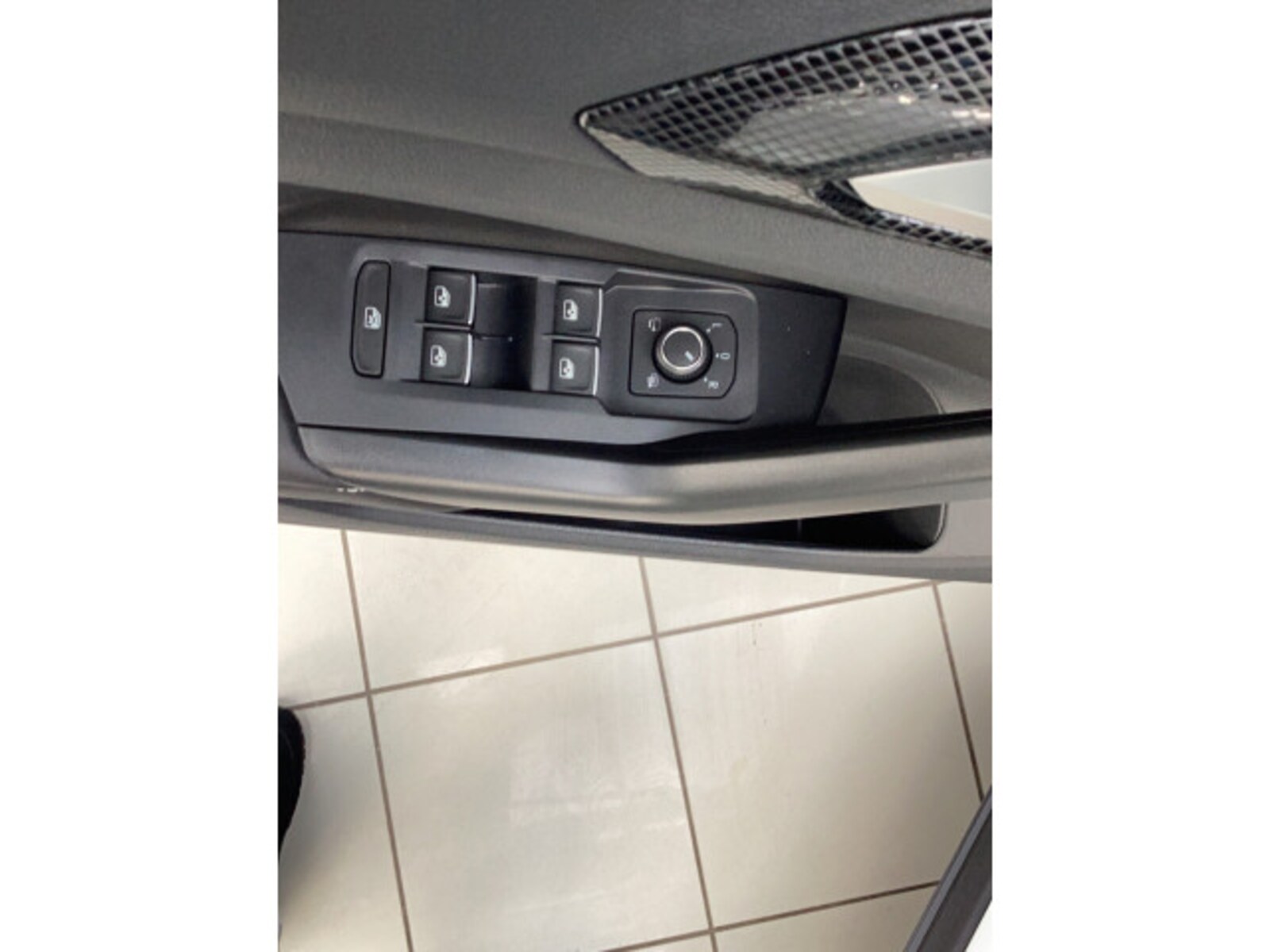 Volkswagen T-Cross – Bild 8