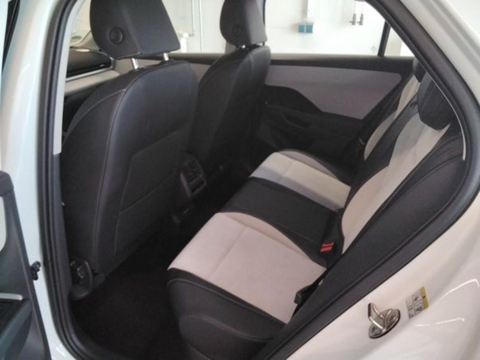 Volkswagen T-Roc – Bild 7