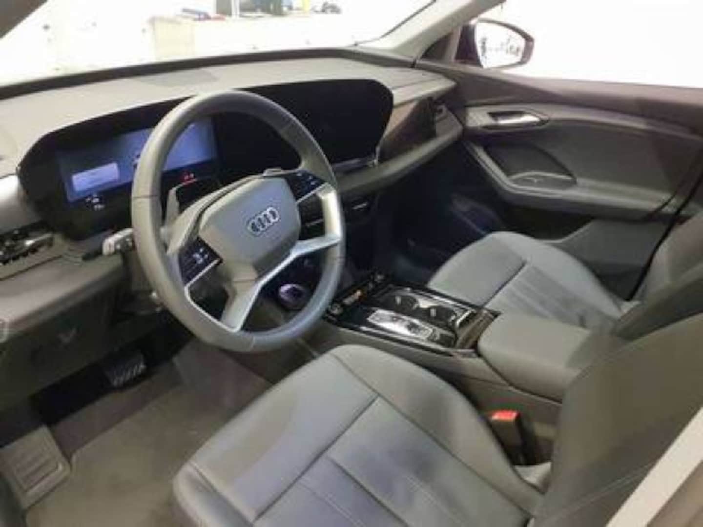 Bild über Audi Q6 SUV e-tron S line business e-tron performance 225 kW - für weitere Informationen kontaktieren Sie den Audi Partner
