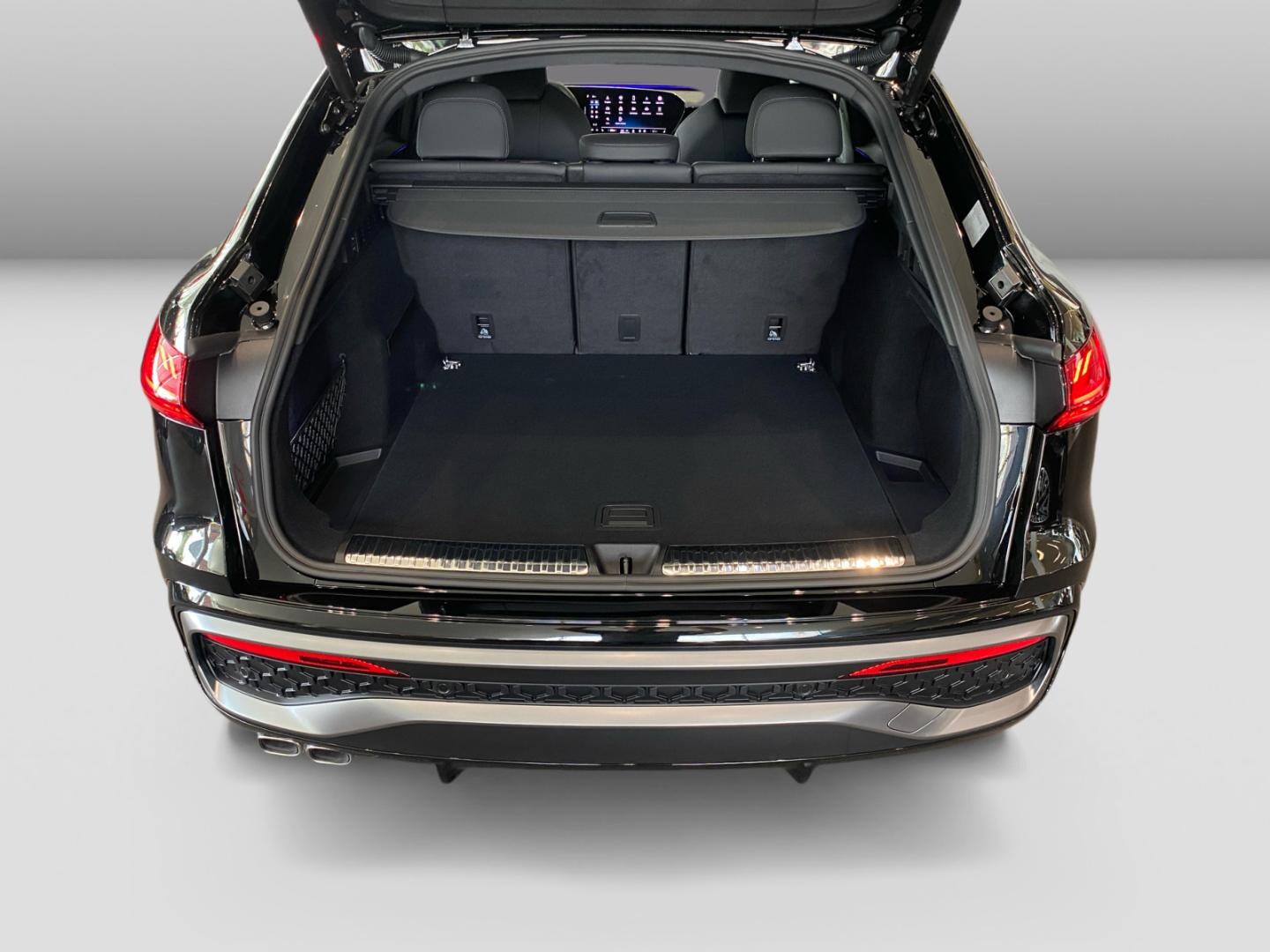 Bild über Audi Q5 Sportback TDI quattro 150 kW S tronic - für weitere Informationen kontaktieren Sie den Audi Partner
