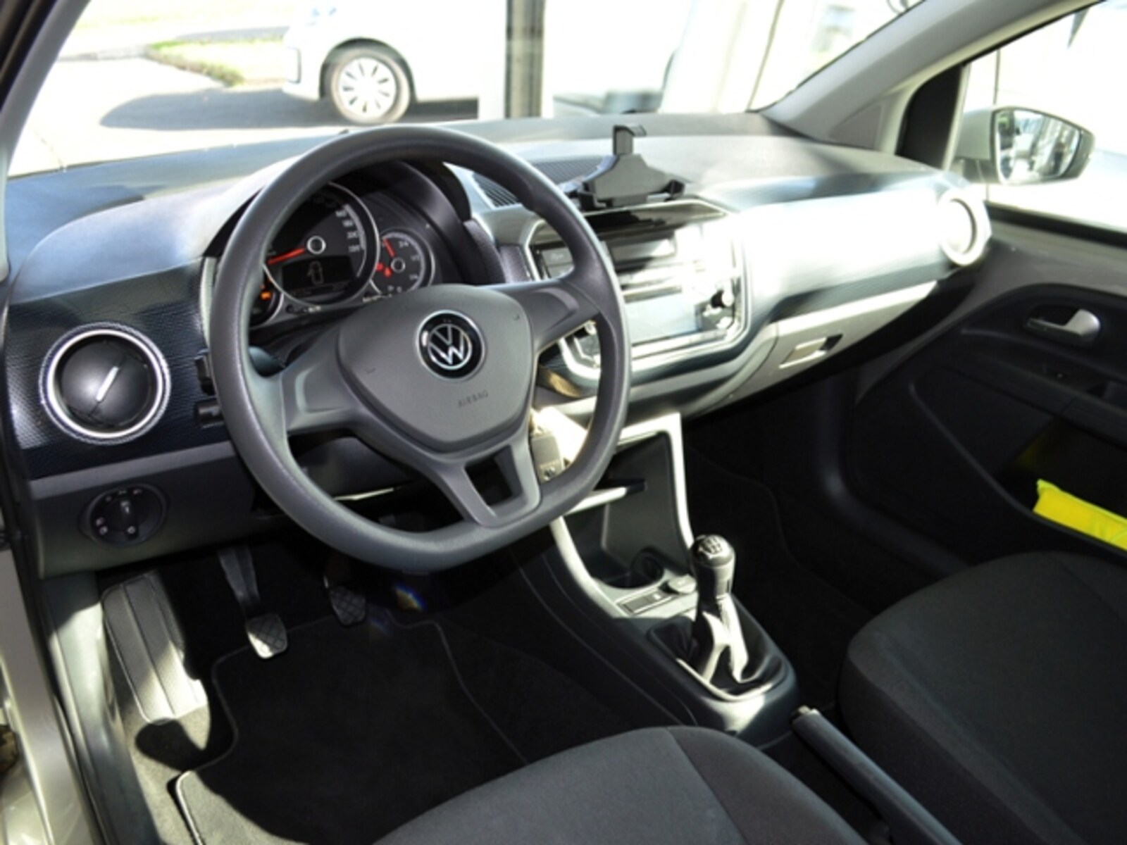 Volkswagen up! – Bild 7
