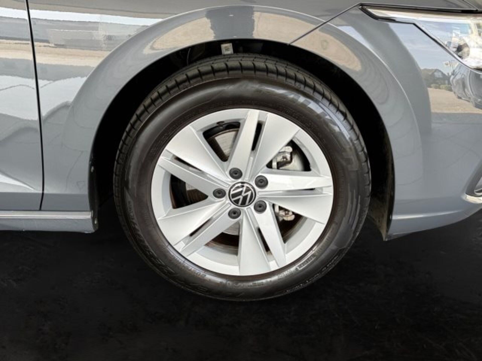 Volkswagen Golf Life