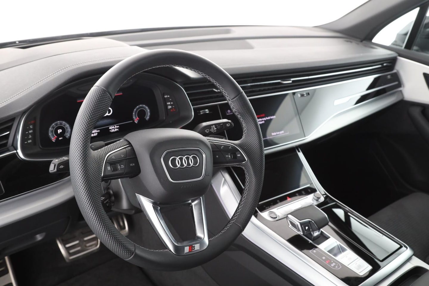 Bild über Audi Q7 SUV S line business TFSI quattro 250 kW tiptronic - für weitere Informationen kontaktieren Sie den Audi Partner
