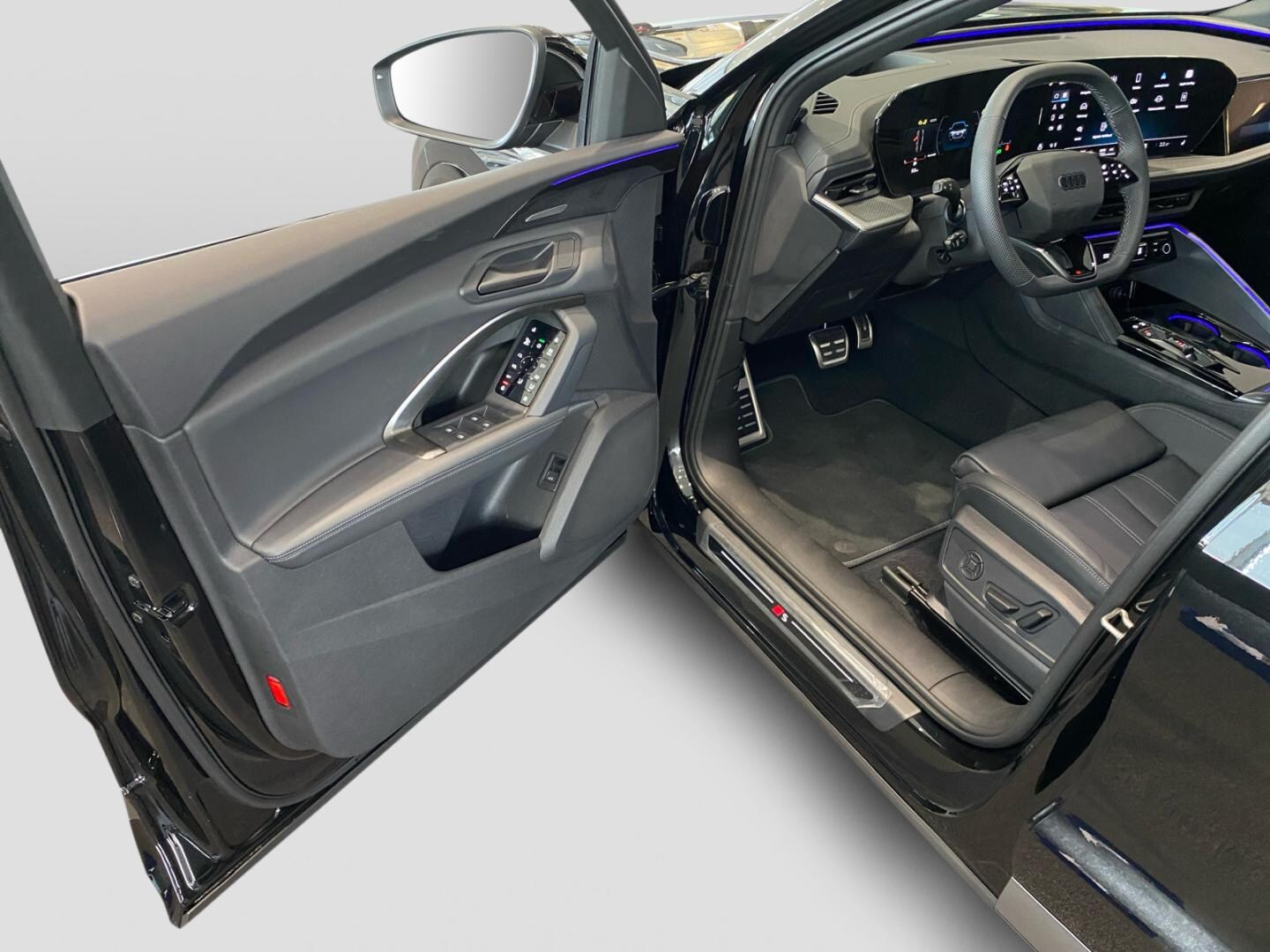 Bild über Audi Q5 Sportback TDI quattro 150 kW S tronic - für weitere Informationen kontaktieren Sie den Audi Partner