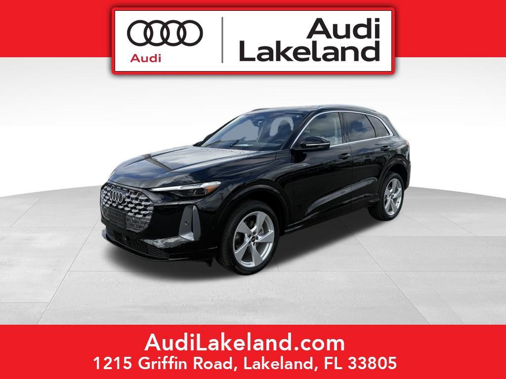 2025 Audi Q5 40 Premium Plus's photo