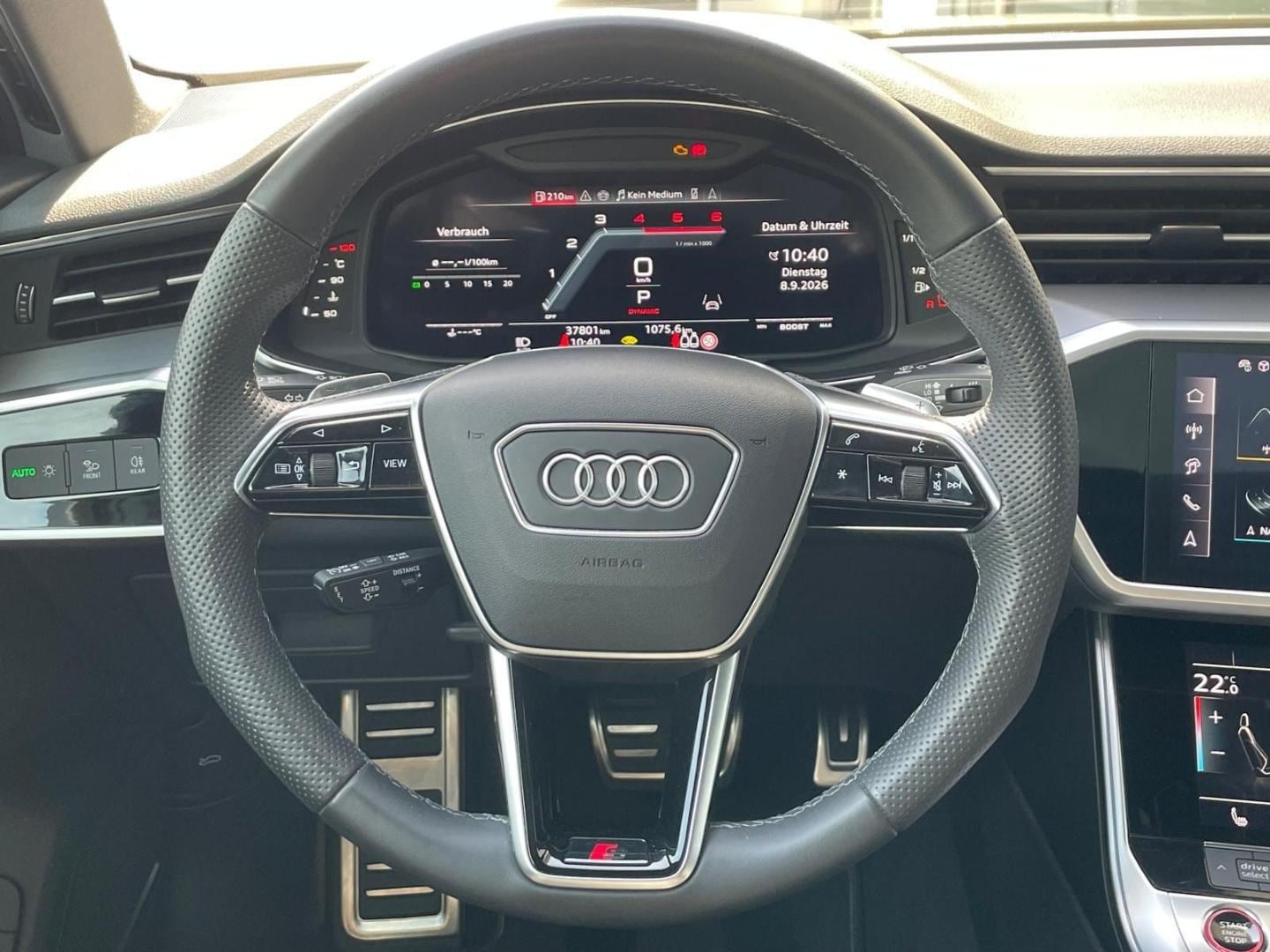 Bild über Audi S6 Avant TDI quattro tiptronic - für weitere Informationen kontaktieren Sie den Audi Partner