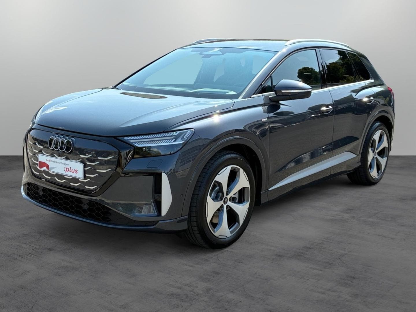 Bild über Audi Q4 SUV e-tron e-tron performance 210 kW - für weitere Informationen kontaktieren Sie den Audi Partner