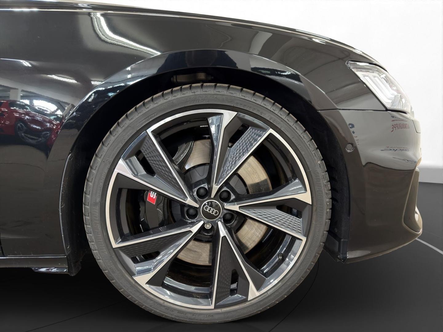 Bild über Audi S6 Avant TDI quattro tiptronic - für weitere Informationen kontaktieren Sie den Audi Partner
