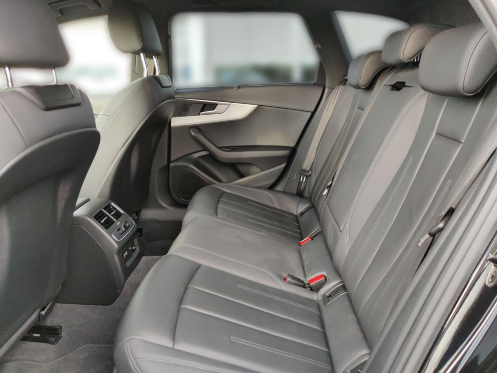 Audi A4 Avant – Bild 11