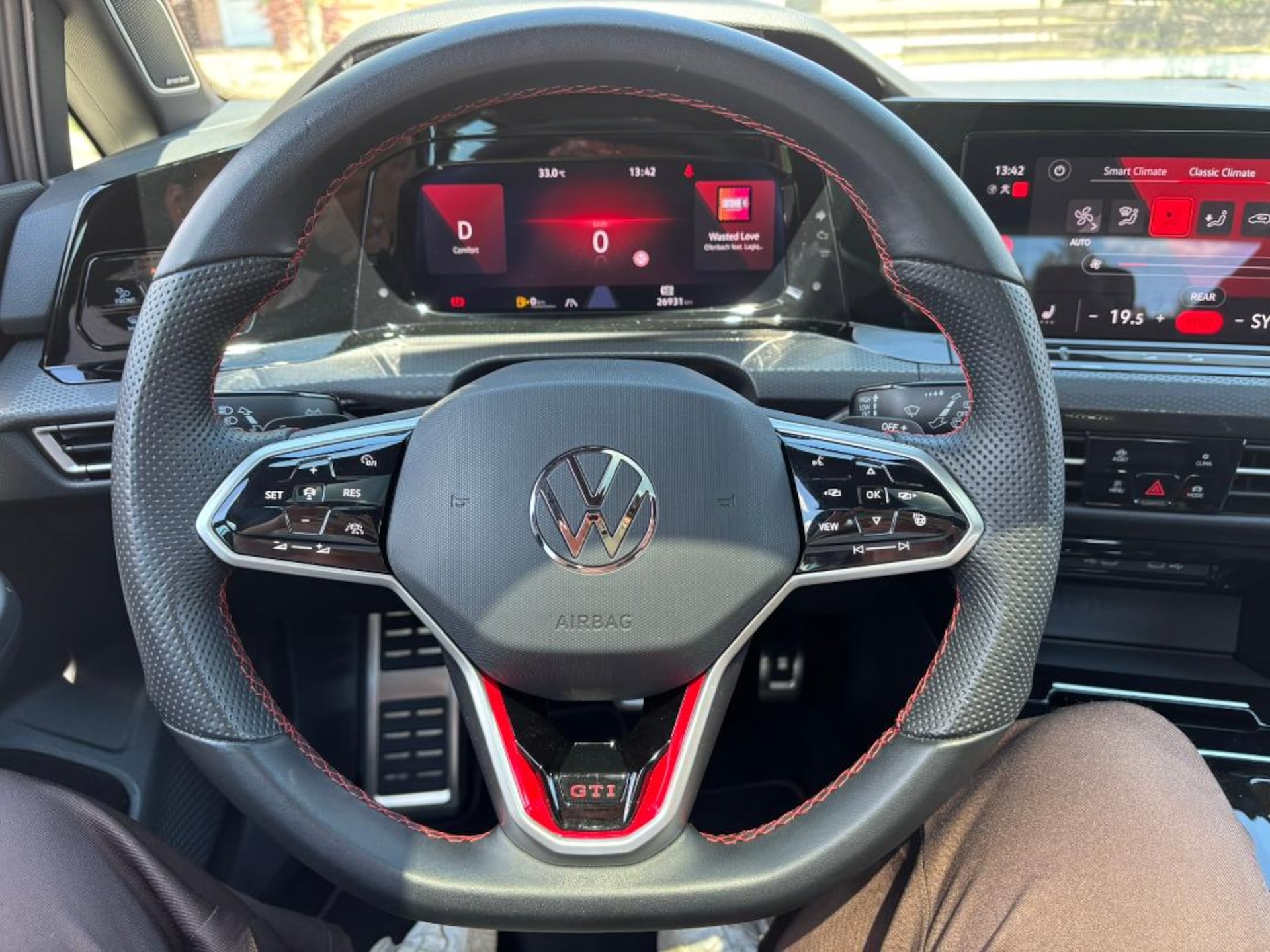 Volkswagen Golf GTI