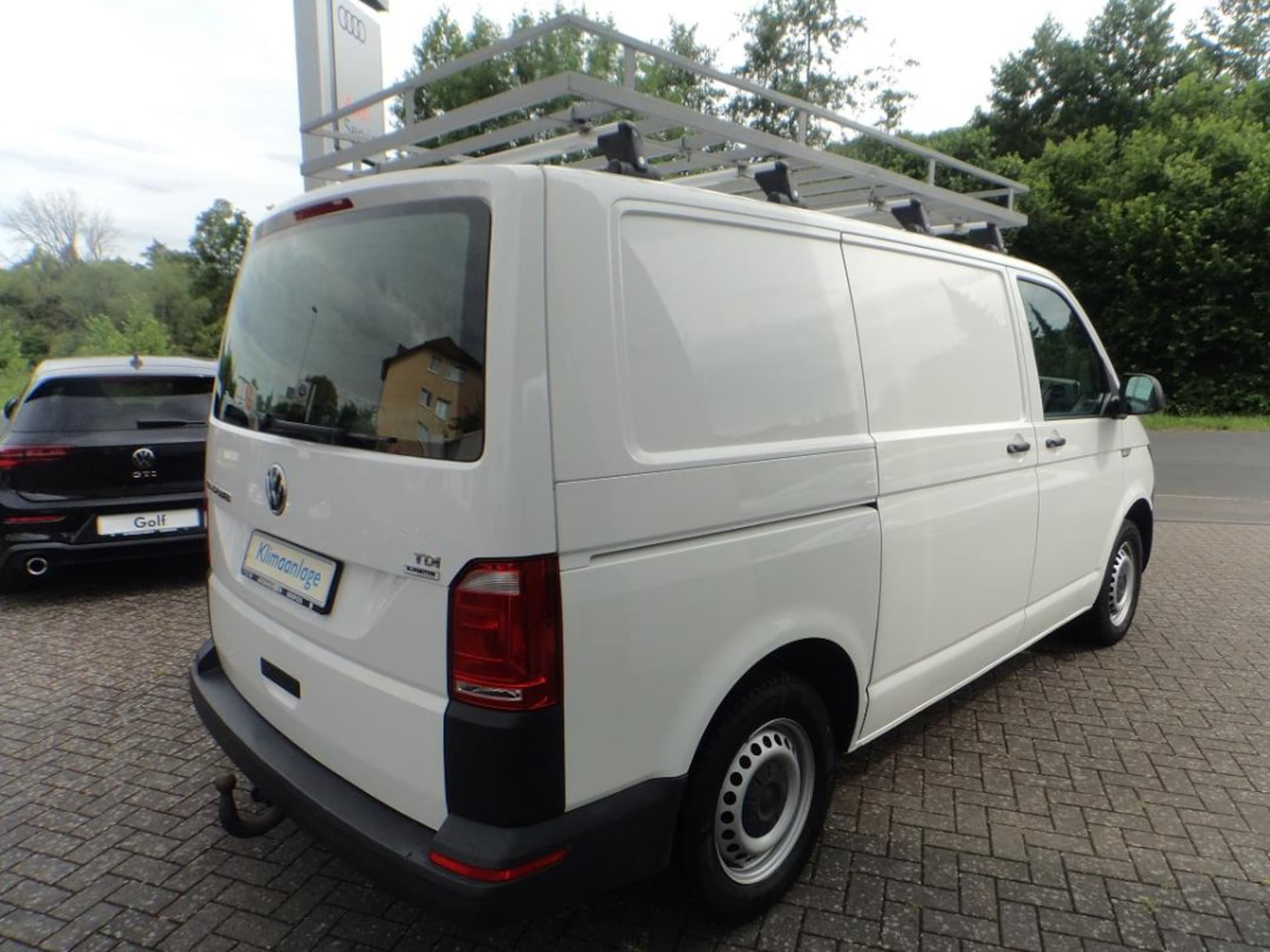 Volkswagen T6 Transporter Kasten kurzer Radstand