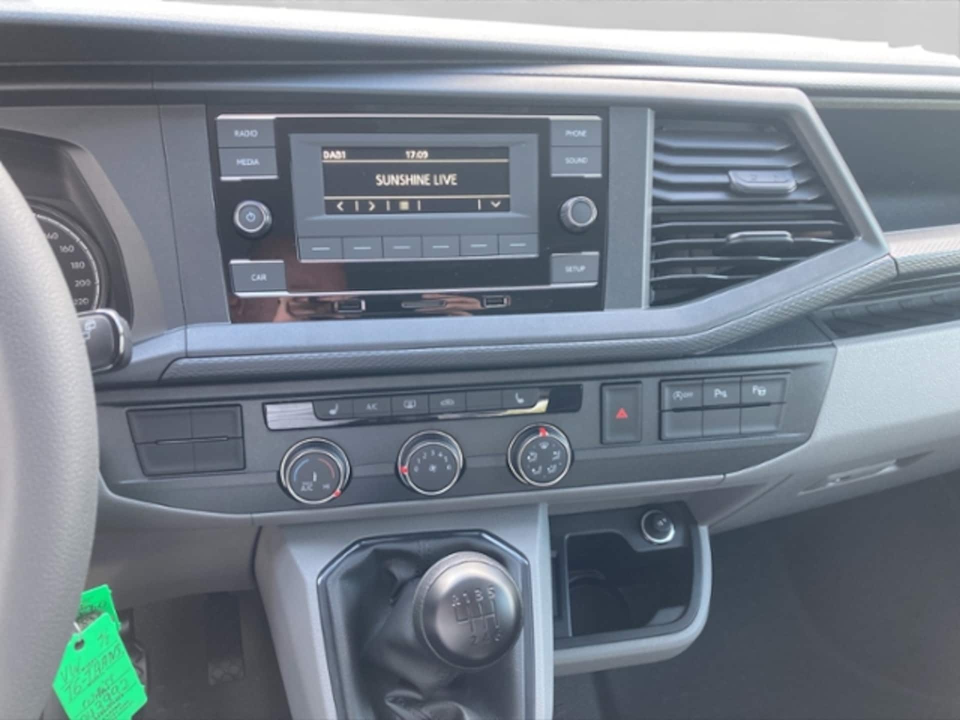 Volkswagen T6.1 Transporter Kasten langer Radstand